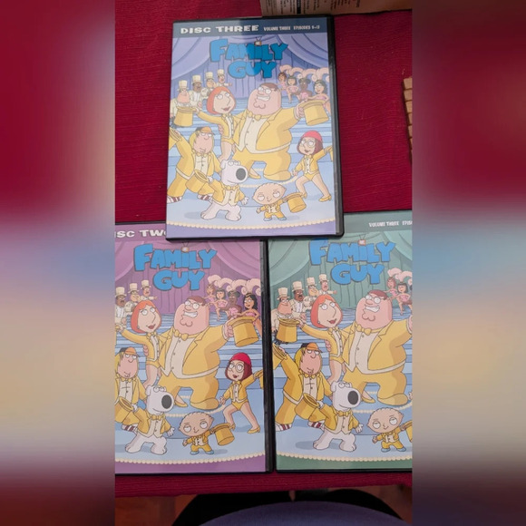 Family Guy Volume Three (EUC) - Picture 3 of 7